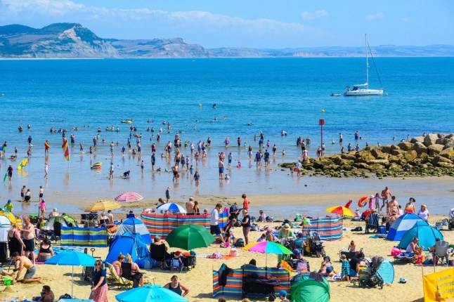 UK to get glimpse of 30°C heat over Bank Holiday before Hurricane Erin rolls in