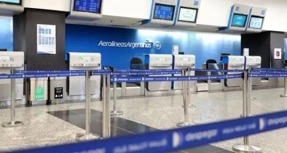 Controladores aéreos anunciaron medidas de fuerza y podría provocar cancelación de vuelos