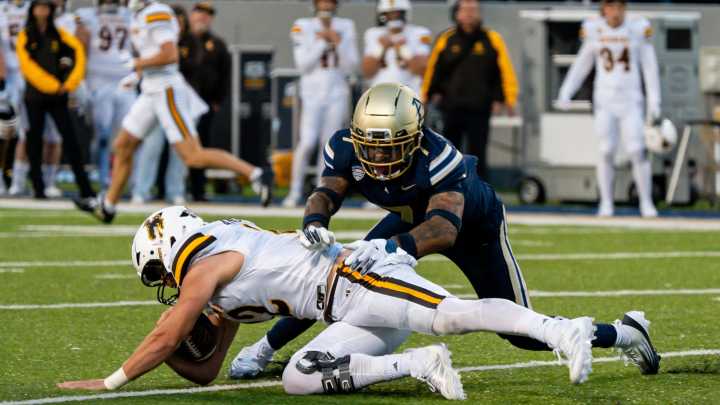 'Find a way to regroup': Akron moves ahead after subpar football opener
