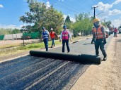 Supervisan autoridades rehabilitación de la carretera Meoqui