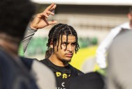Dante Moore Could Lose Oregon QB1 Role Amid Dan Lanning’s Twin Setback, per Insider Oregon QB Dante Moore’s starting spot is in doubt as an insider reveals Dan Lanning faces two major setbacks this se