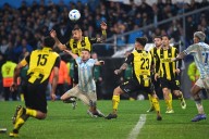 “Una burda infracción”: prensa uruguaya cuestiona arbitraje de Roldán tras polémico penal cobrado contra Peñarol