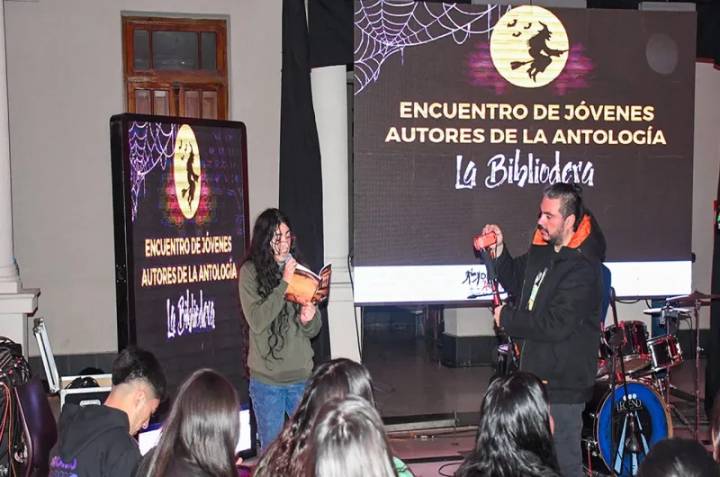 Cientos de jóvenes se inscribieron para la segunda edición del concurso de cuentos