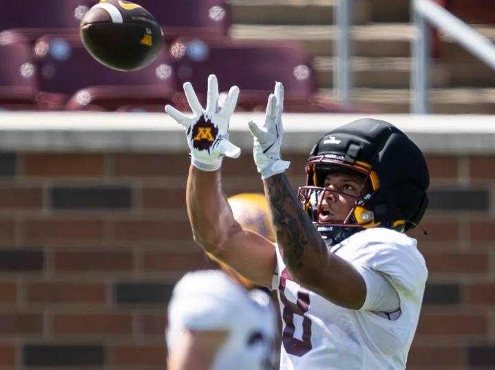 Gophers’ Jalen Smith stands out in camp, will have large role this season