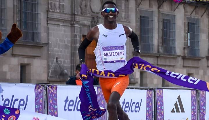 Tadu Abate Deme conquista el maratón de la Ciudad de México