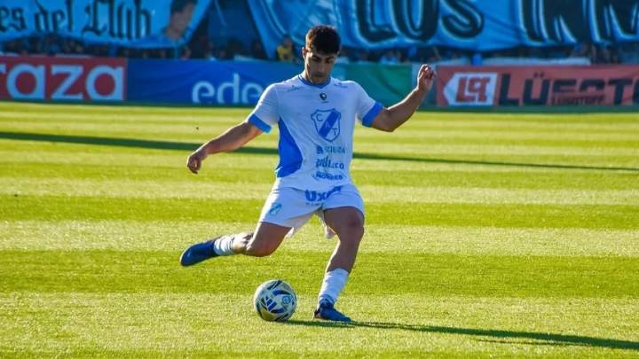 Para Monti, en Temperley "la base es mantener el arco en cero"