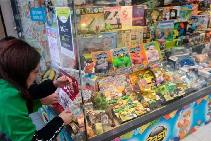 Día del Niño: las ventas minoristas bajaron 0,3% pese a promociones y cuotas