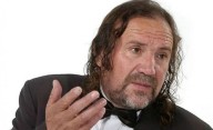 Preocupa la salud de Cacho Garay: fue internado de urgencia