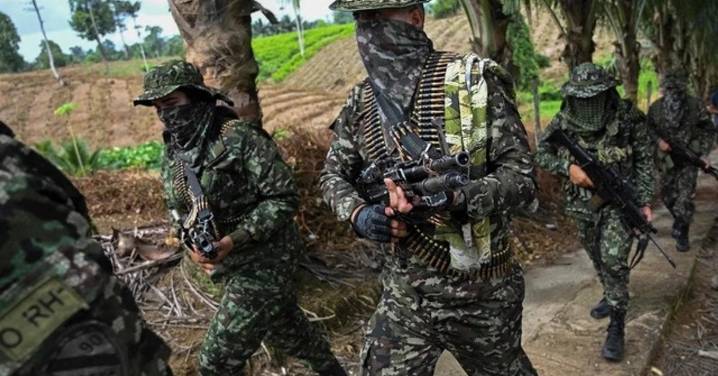 Libera disidencias de las FARC a los 33 militares secuestrados