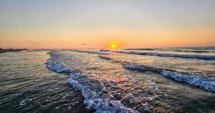Hot temperatures through the early evening with heat advisory in place