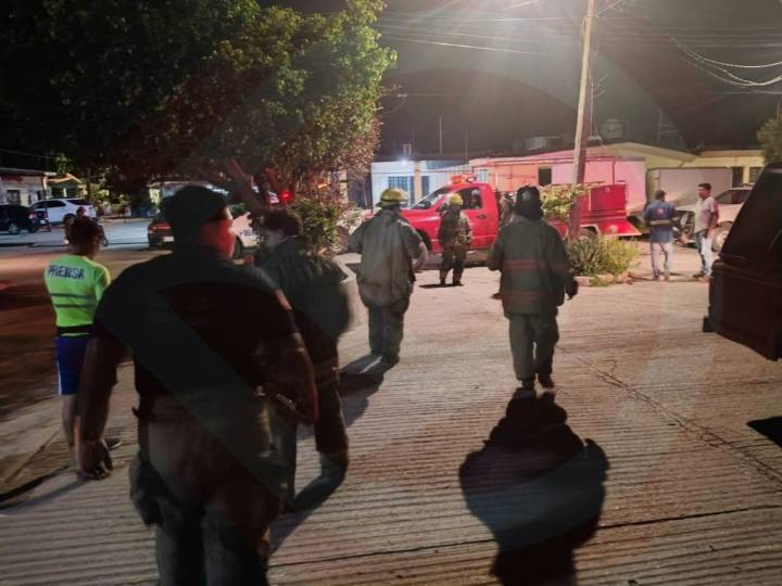 Queman basura en Infonavit 1 y movilizan a cuerpos de auxilio