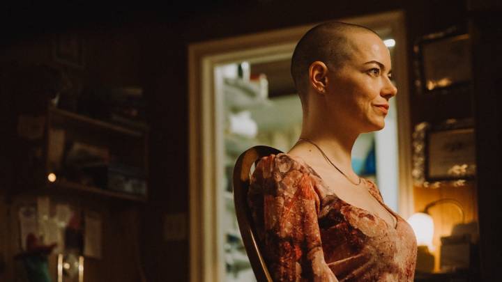 Emma Stone rocks out to Chappell Roan in Bugonia trailer