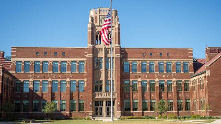 Weapon rumors at Mishawaka High School football game lead to removal of juveniles