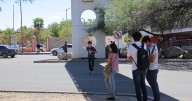 Por altas temperaturas e inseguridad, piden modificar puente peatonal de la Unison