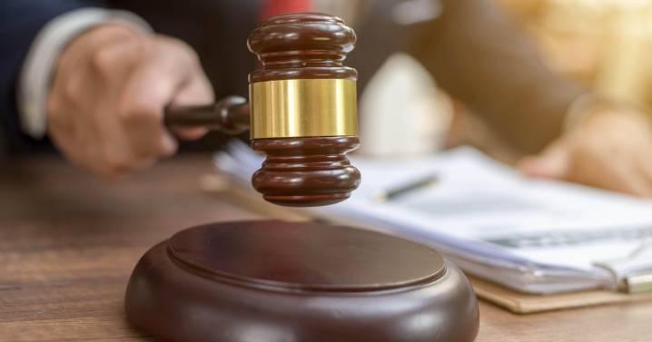 Broward judge faces possible reprimand after stepping in to help friend during court hearing