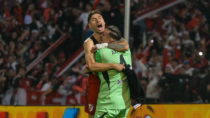 Armani y Montiel, dos campeones del mundo, fueron los héroes de River en la Copa Argentina