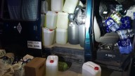 Los agentes se afanan en poner coto al «petaqueo» en la costa andaluza