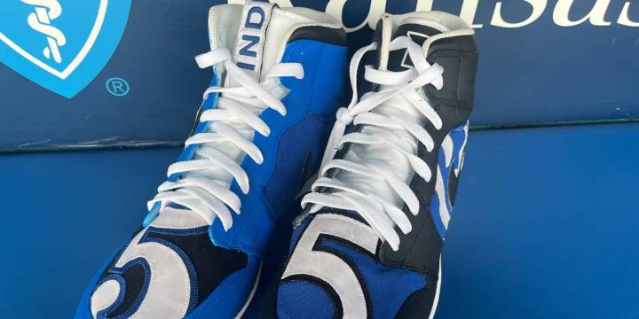 Noah Cameron's HS-themed Players' Weekend cleats