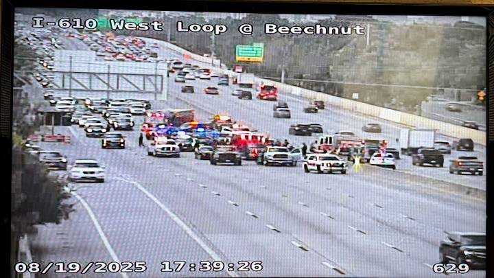 Houston traffic: West Loop 610 reopens after crash with motorcycle