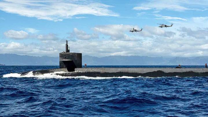 Tensión con Rusia: Trump despliega submarinos nucleares en la región