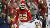 Sources - Chiefs top CB McDuffie to start season without deal