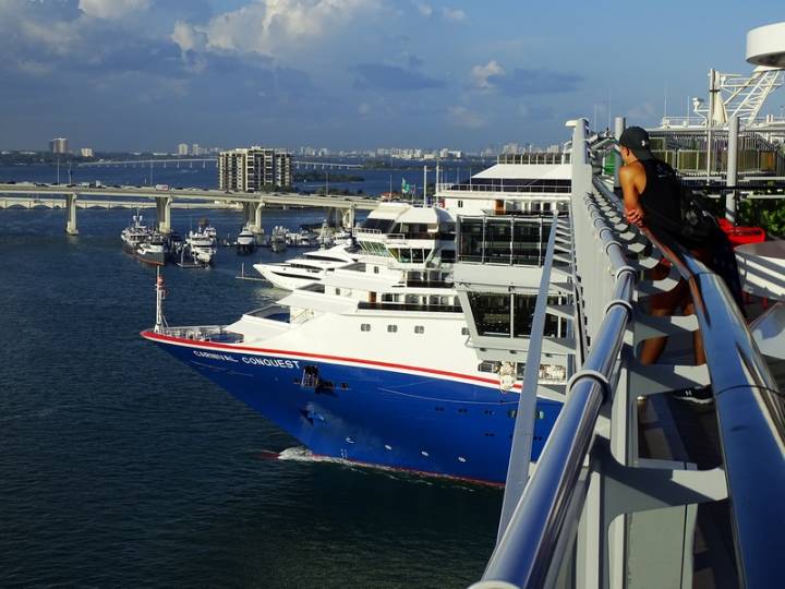 Carnival Conquest Sets Sail on First Adults