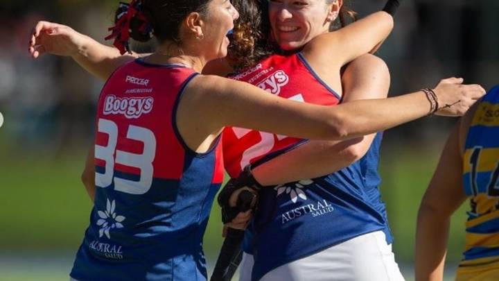 Deportiva Francesa ganó y sigue en la pelea por la cima