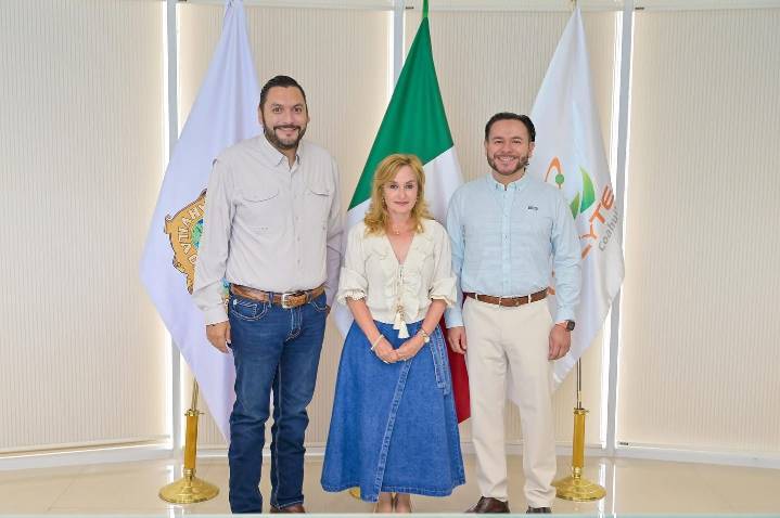 Carlos Villarreal se reúne con Directora Estatal de CECYTEC para coordinar proyectos educativos