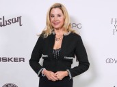 Mira Sorvino to star as Roxie Hart in 'Chicago' on Broadway