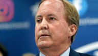 Texas AG files suit in Illinois seeking return of Democratic lawmakers who fled