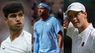 Frances Tiafoe Refuses to Put Carlos Alcaraz and Jannik Sinner on ‘Pedestals’ Amid US Open With the US Open knocking at the door, contender Frances Tiafoe had an interesting take on Jannik Sinner and 