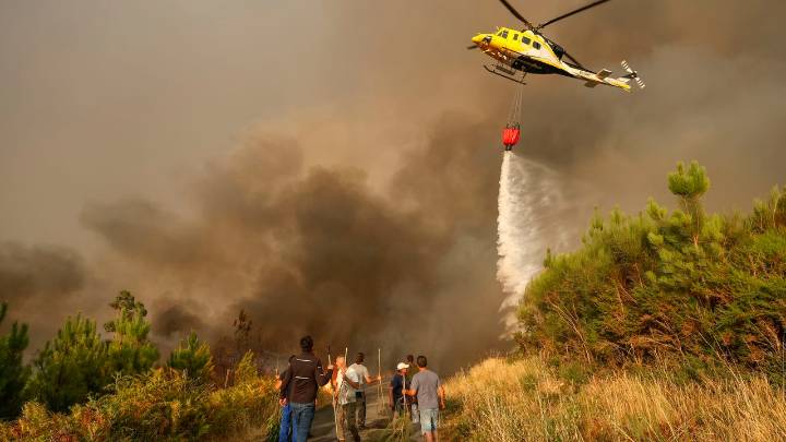Más de 4.200 profesionales están sobre el terreno para combatir el fuego