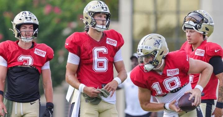 The Saints rank their quarterbacks on first unofficial depth chart. OR Did they?
