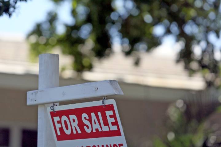 Wary homebuyers backing out of purchases more often, report finds