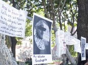 Celebran feministas resolución de tribunales que avalan tendederos de denuncia