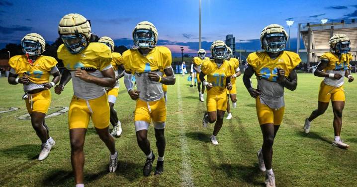 The running back situation and 3 more things to watch for in Southern football's scrimmage
