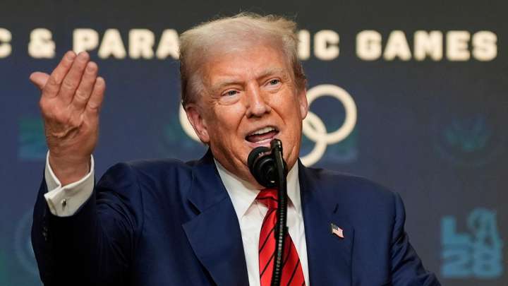 Trump castiga a la India y eleva al 50% sus aranceles por comprar petróleo a Rusia