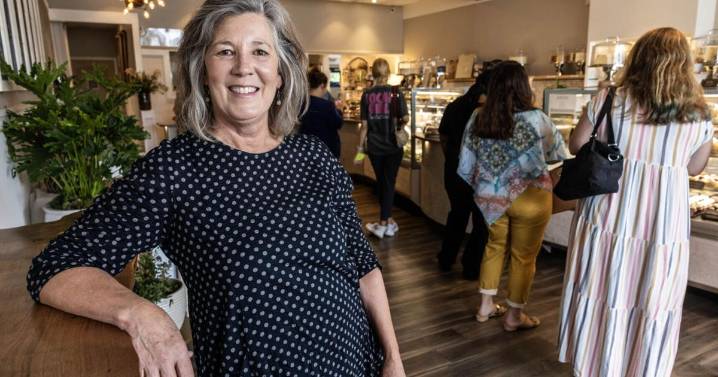 Maxie B's Robin Davis celebrates 40 years in Greensboro