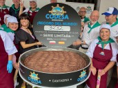 La lata de conservas más grande del mundo, con 3.232 anchoas, es de Laredo (Cantabria)