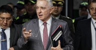Concejales de Bogotá reaccionan tras revocatoria de prisión domiciliaria a Álvaro Uribe