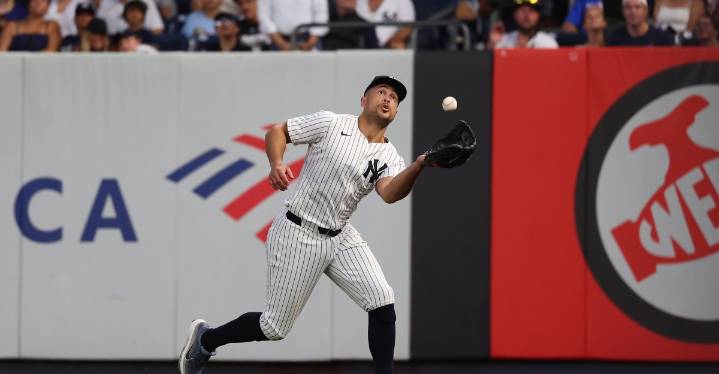 Yankees news: Stanton recovering slowly from outfield work