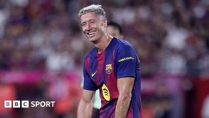 'I said yes to them' - when Lewandowski nearly joined Man Utd