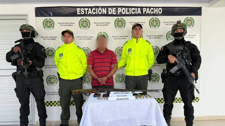 Golpe a las disidencias: capturan en Cundinamarca a un hombre clave del círculo de alias ‘Iván Mordisco’