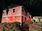 Everett apartment fire displaces 11 residents on Thursday