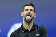 Crack a los 38. Djokovic tira magia, baila, sigue adelante y el recuerdo de sus imitaciones causa simpatía
