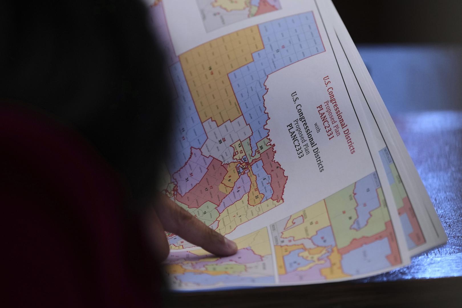 Texas House approves new congressional maps that favor GOP in 2026 midterms