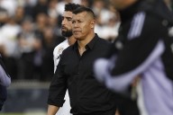 La advertencia del CSD Colo Colo tras la fallida reunión de Blanco y Negro para despedir a Jorge Almirón