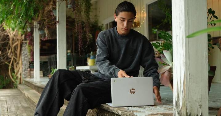 'Reliable' HP laptop drops to £149 just in time for new uni semester to begin