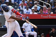 Resonancia de Vladimir Guerrero en muslo izquierdo descarta daño, pero el dominicano se pierde juego