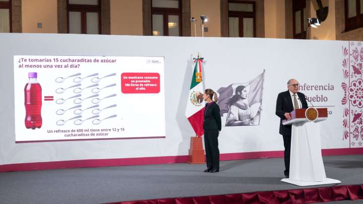 Gobierno de México Busca Bajar Consumo de Refresco: Alista Campaña contra Alta Ingesta de Azúcar
